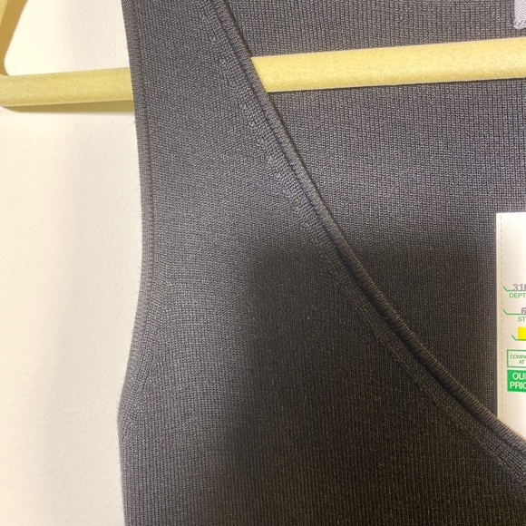 Tank Top - Picture 3 of 4